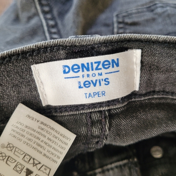 Denizen From Levi's Taper Distressed Gray Jeans Size Boy's 7 Regular - Picture 9 of 10